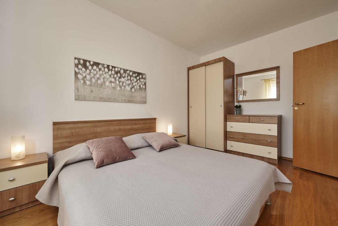 Buonocore Apartment トロギール エクステリア 写真