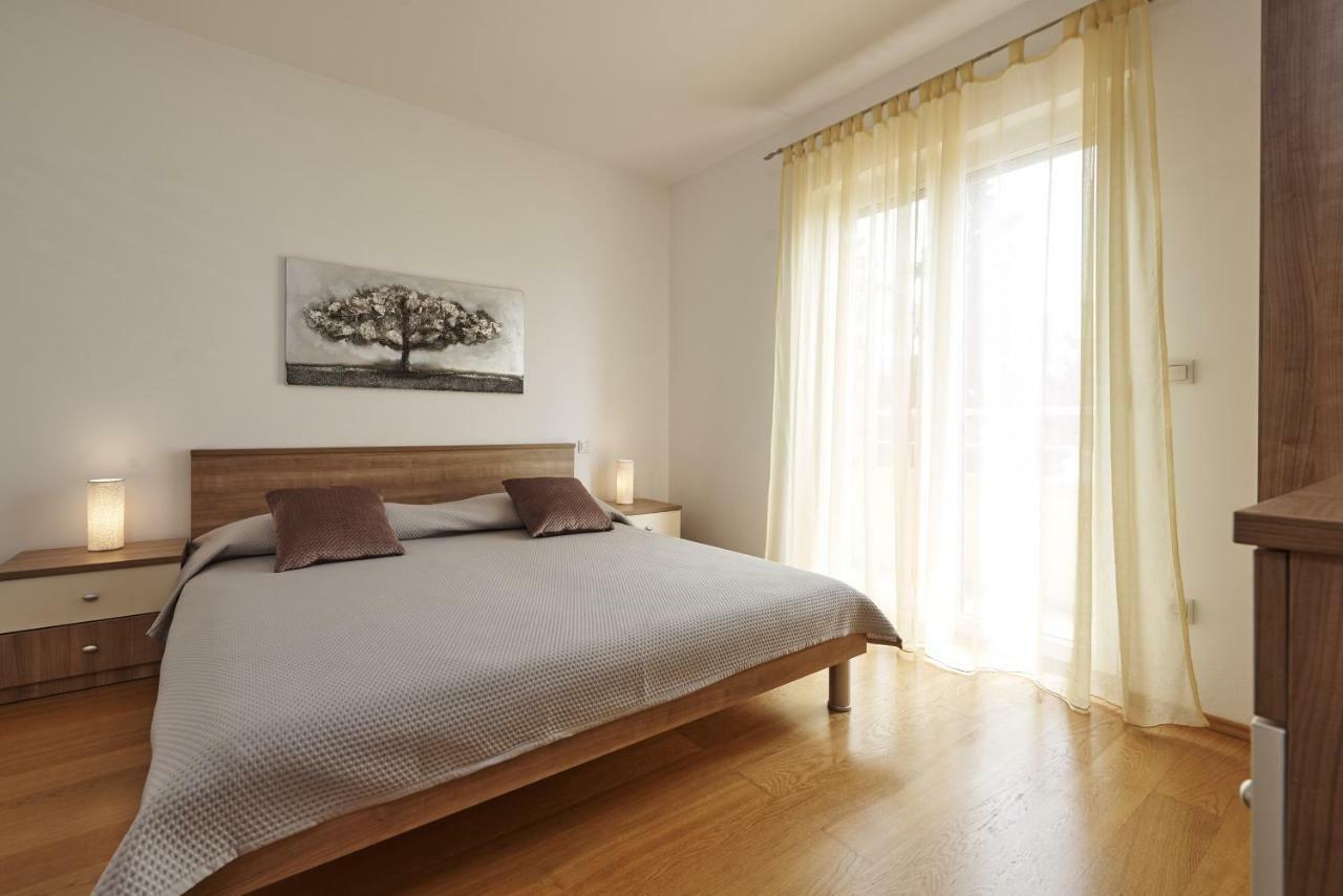 Buonocore Apartment トロギール エクステリア 写真