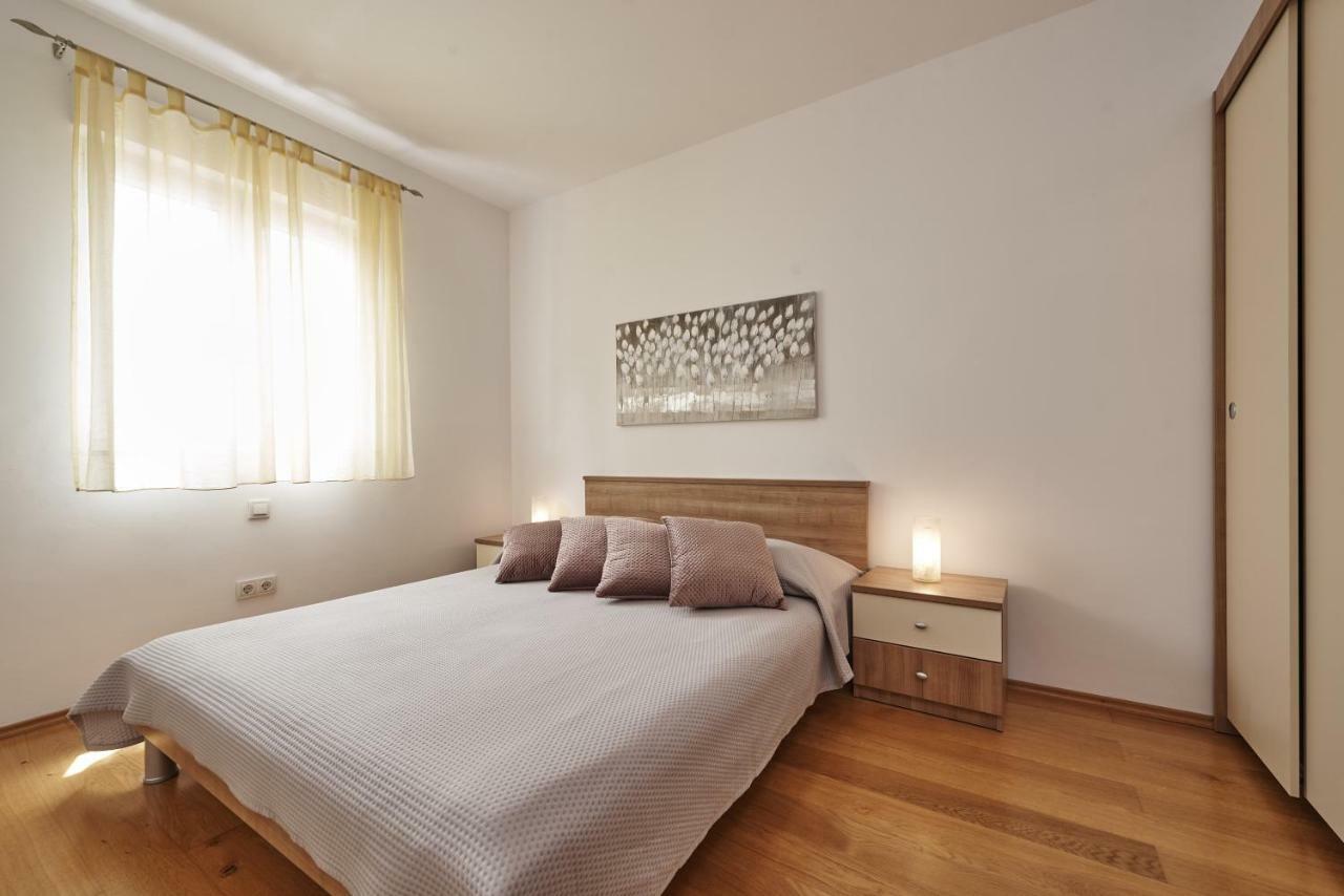 Buonocore Apartment トロギール エクステリア 写真