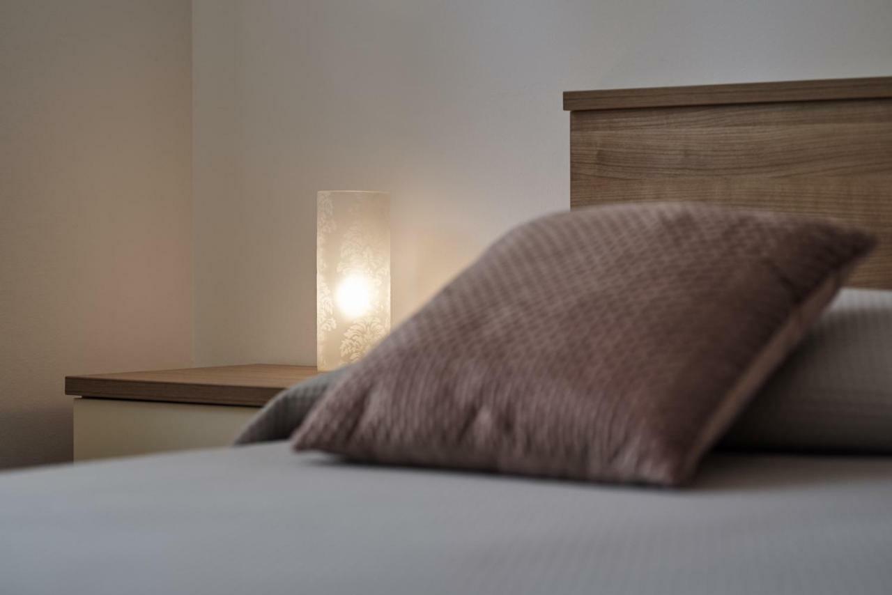 Buonocore Apartment トロギール エクステリア 写真