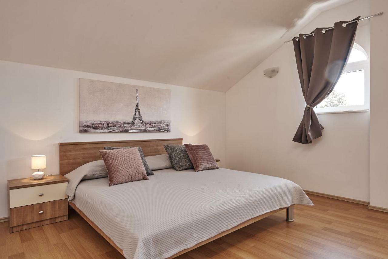 Buonocore Apartment トロギール エクステリア 写真
